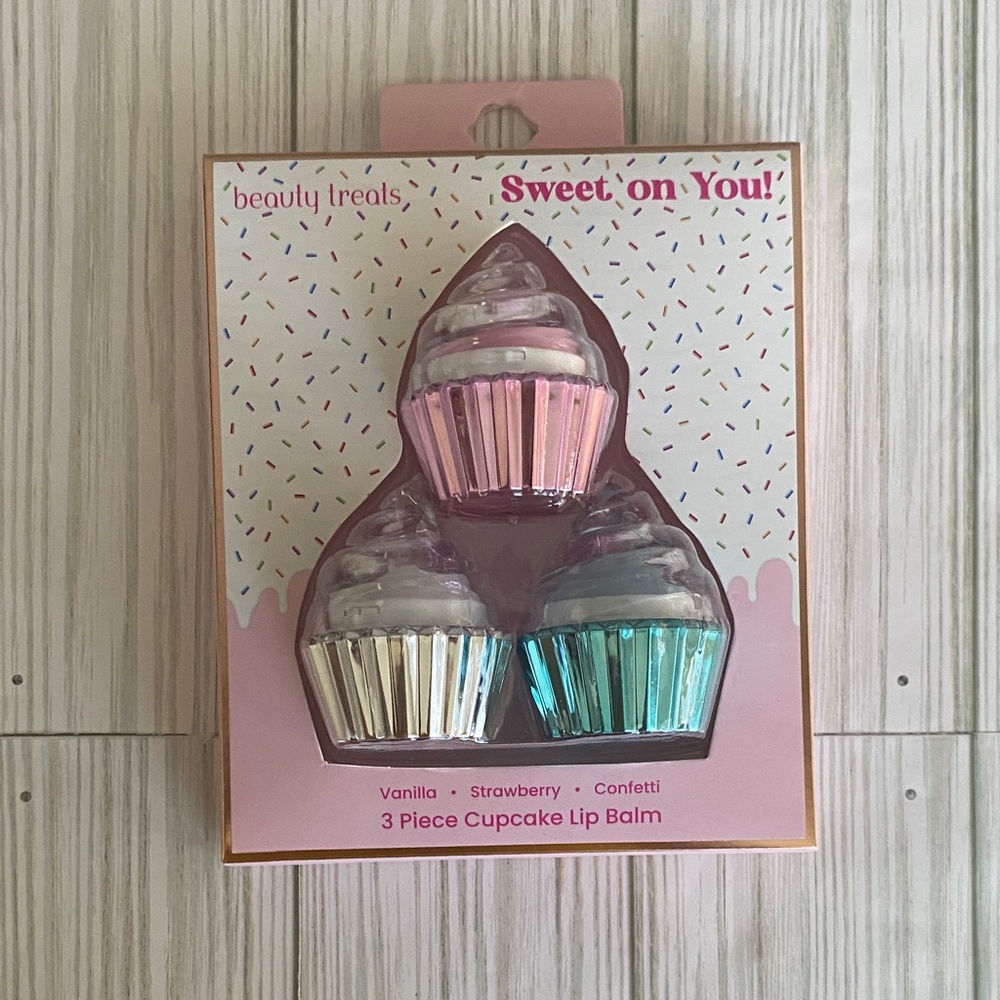 Beauty Treats Cupcake 3 piece Lip Balm Set